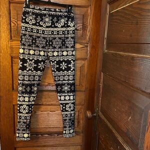 LuLaRoe Navy and White Aztec Snowflake Leggings